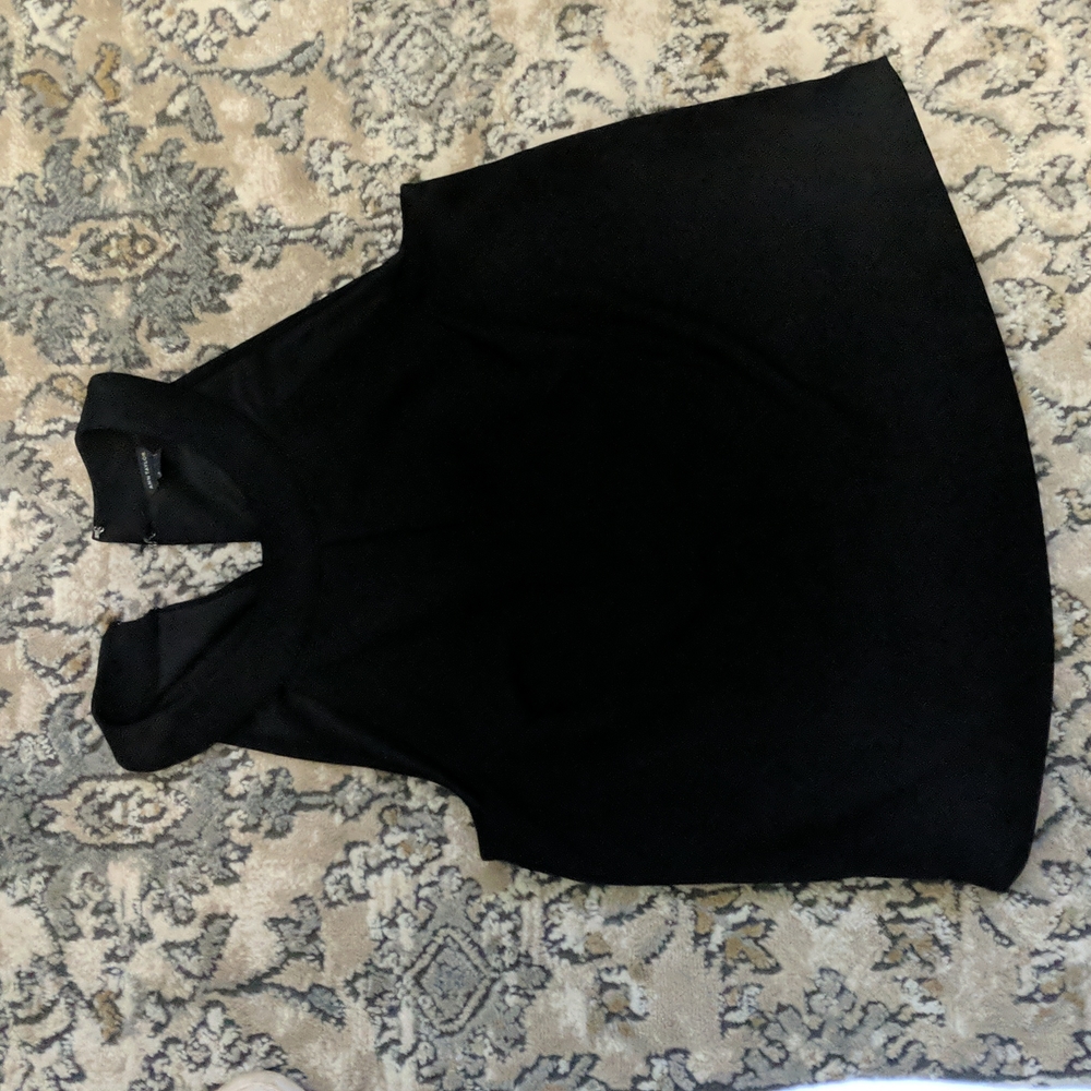 Stylish black top - Picture 6 of 6